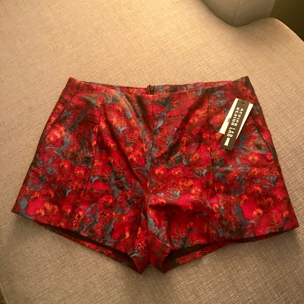 NEW Design lab berry shorts!